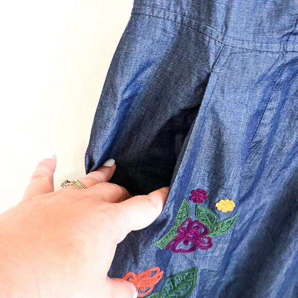 Eshakti Floral Embroidered Boho Sheath Dress Size XL Chambray Denim Cotton India - Picture 6 of 7